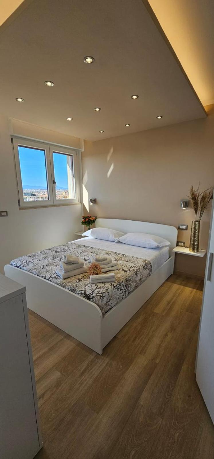 Happy Holiday Apartament Quartu Sant'Elena Bagian luar foto