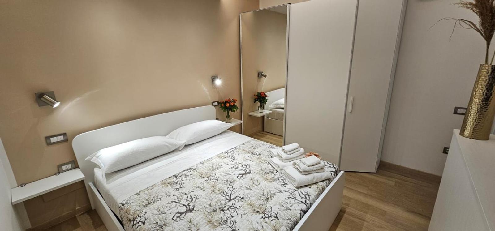 Happy Holiday Apartament Quartu Sant'Elena Bagian luar foto